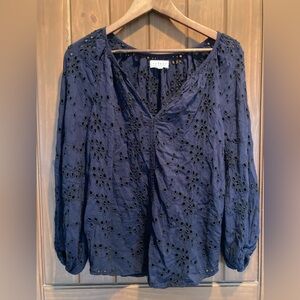 Velvet by Graham & Spencer brand. Navy eyelet V neck top.